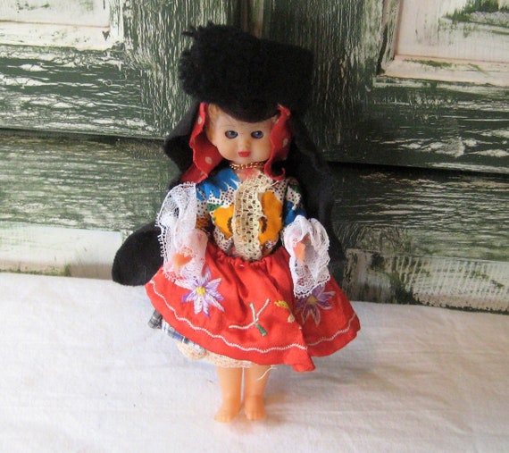 アンティークの眠そうな目をした人形、国際的なロシアのまばたき人形