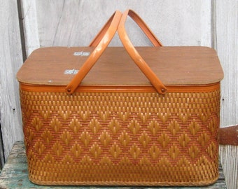 Vintage extra large picnic basket, woven thin wood beige red brown, wooden metal, mid century 50s 60s, heavy duty, craft blanket storage