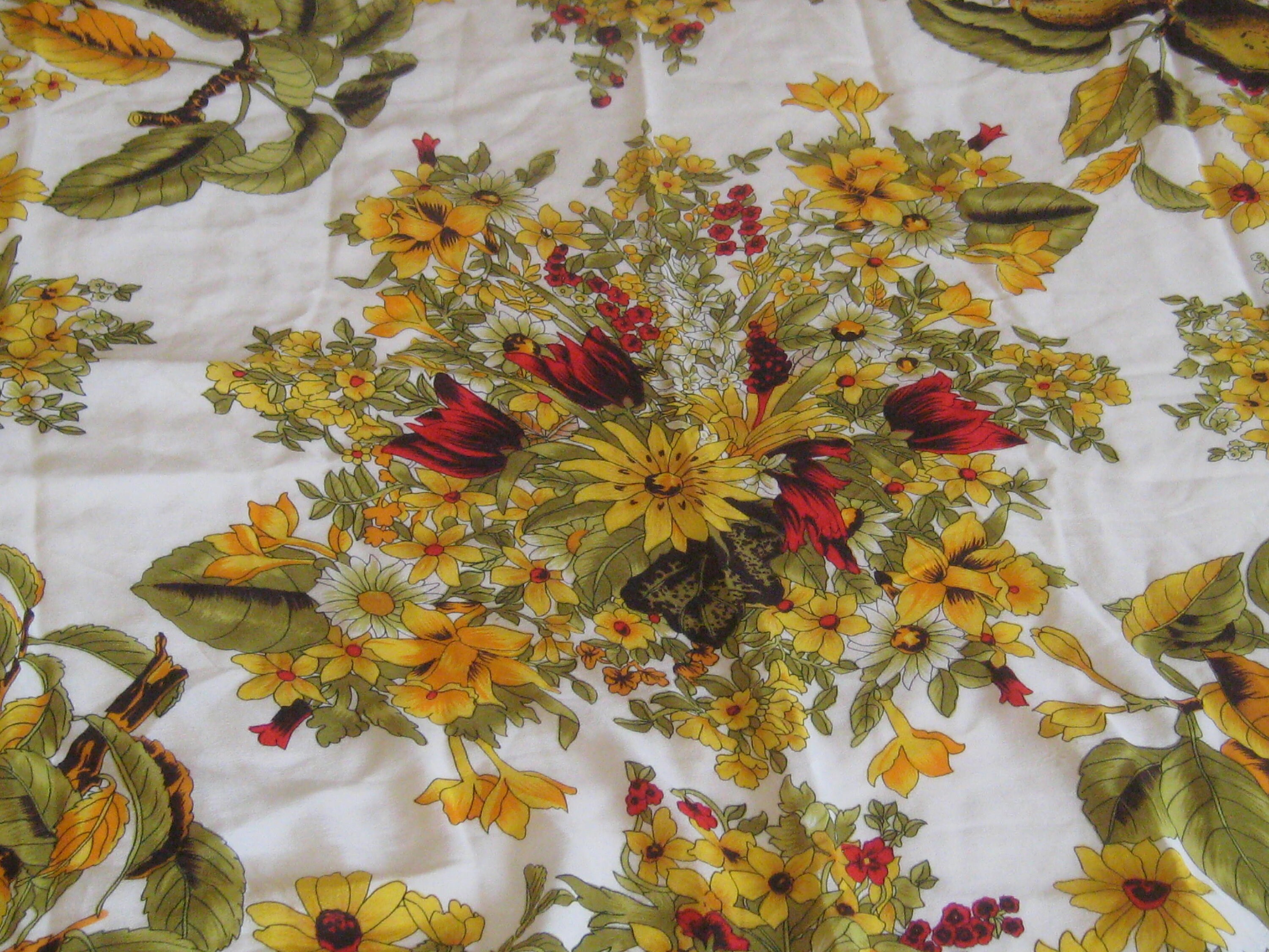 【eL×ONE】Flower Large Scarf Silk Flower Scarf – MinaMann