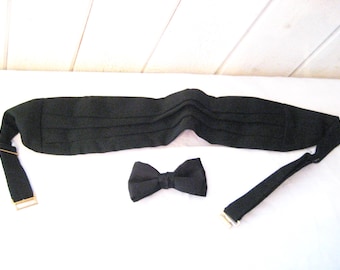 Black bow tie and cummerbund set, formal dress up, tuxedo accessories, size 28 to 44, still in box, gift for him, made in USA, new old stock