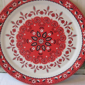 Vintage extra large round tray, red white blue, church water pot sailboats, bandana, decorative serving tray drink food, mid century MCM 50s
