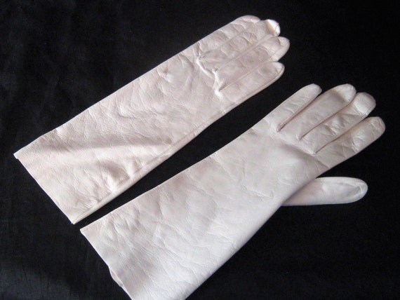 Vintage long white leather gloves in original pac… - image 6