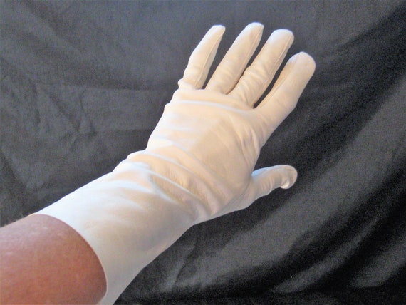 Vintage long white leather gloves in original pac… - image 1