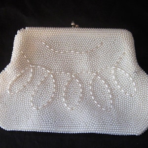 Cartera de mano con cuentas blancas, bolso formal de noche, cartera pequeña, cartera con asa de cadena, cartera de novia, decorativa, cartera de mano con cuentas, década de 1970