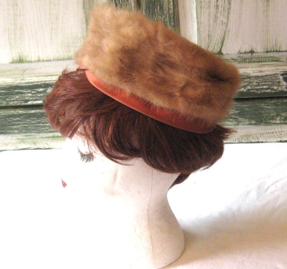 MINK HAIR TIE ANTIQUE ROSE MINK HAIR TIE ANTIQUE ROSE