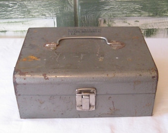 Rustic gray metal tool box, petite size, hinged lid, mechanics box, rustic primitive, memory box, mid century, made in USA, man cave decor