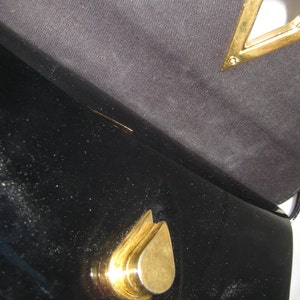 Black patent leather handbag, small black leather crossbody purse, barrel purse, 70s 80s, bags and purses, Emp Orr image 4