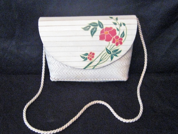 White woven wood purse, wood slat flap, pink gree… - image 1