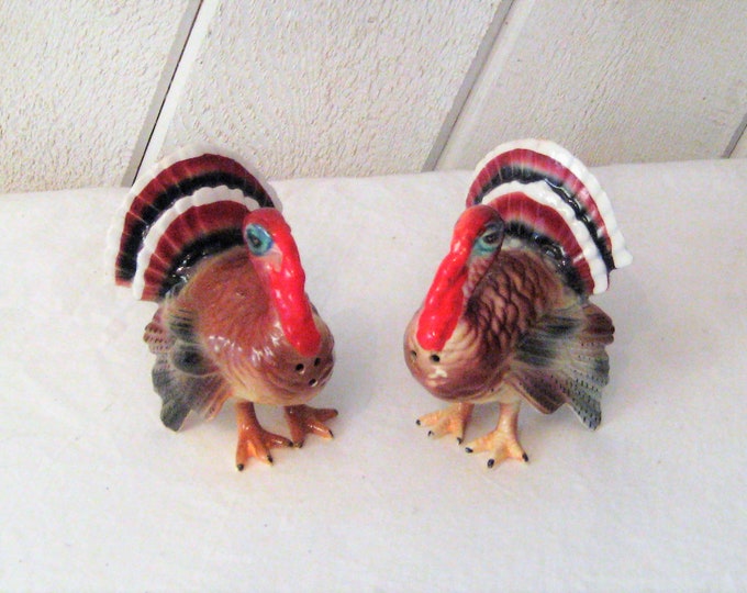 Ceramic Turkey Salt and Pepper Shakers, Thanksgiving Decor, Fall Autumn