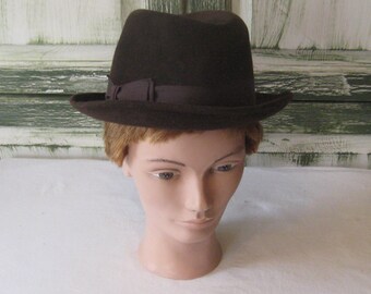 Men's fedora hat, turned up brim, brown Beaver hat, mid century, 50s 60s, size 7 1/4, decorative gross grain ribbon band