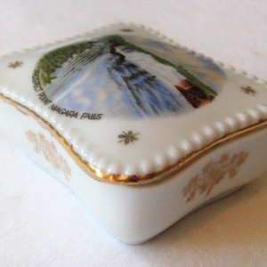 Vintage small ceramic box, souvenir of Prospect Point Niagara Falls, lidded white box, made in Germany, mid century 50s 60s trinket ring box