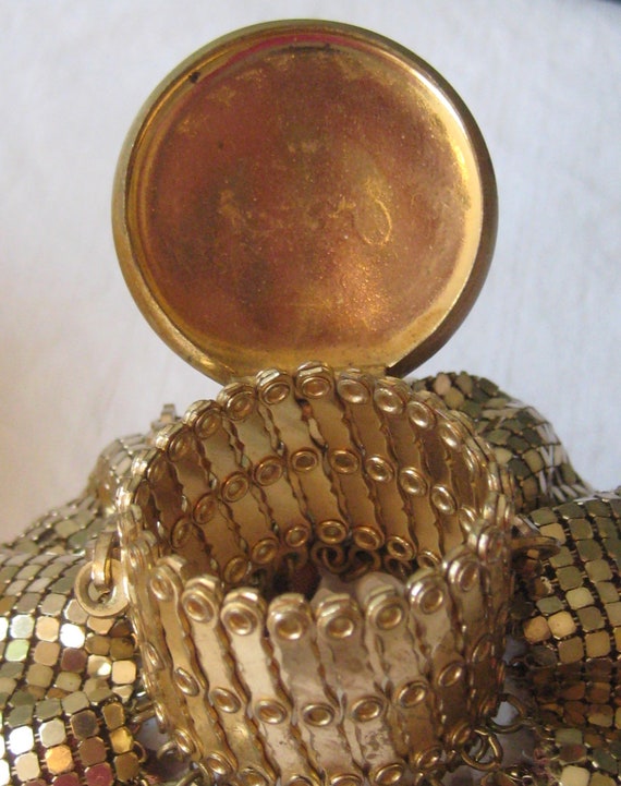 Antique Whiting & Davis Co mesh handbag, gold sil… - image 5