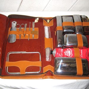 Vintage MCM men&#39;s traveling grooming kit, table top portable mirror, manicure set, leather case, brush cologne, 4 chrome storage boxes RARE