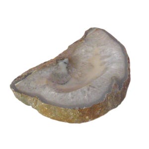 Cenicero vintage de geoda, cenicero de cristal de roca de piedra blanca azul claro, rodaja de geoda, OOAK, tabacciana coleccionable ecléctica bohemia, años 70 y 80