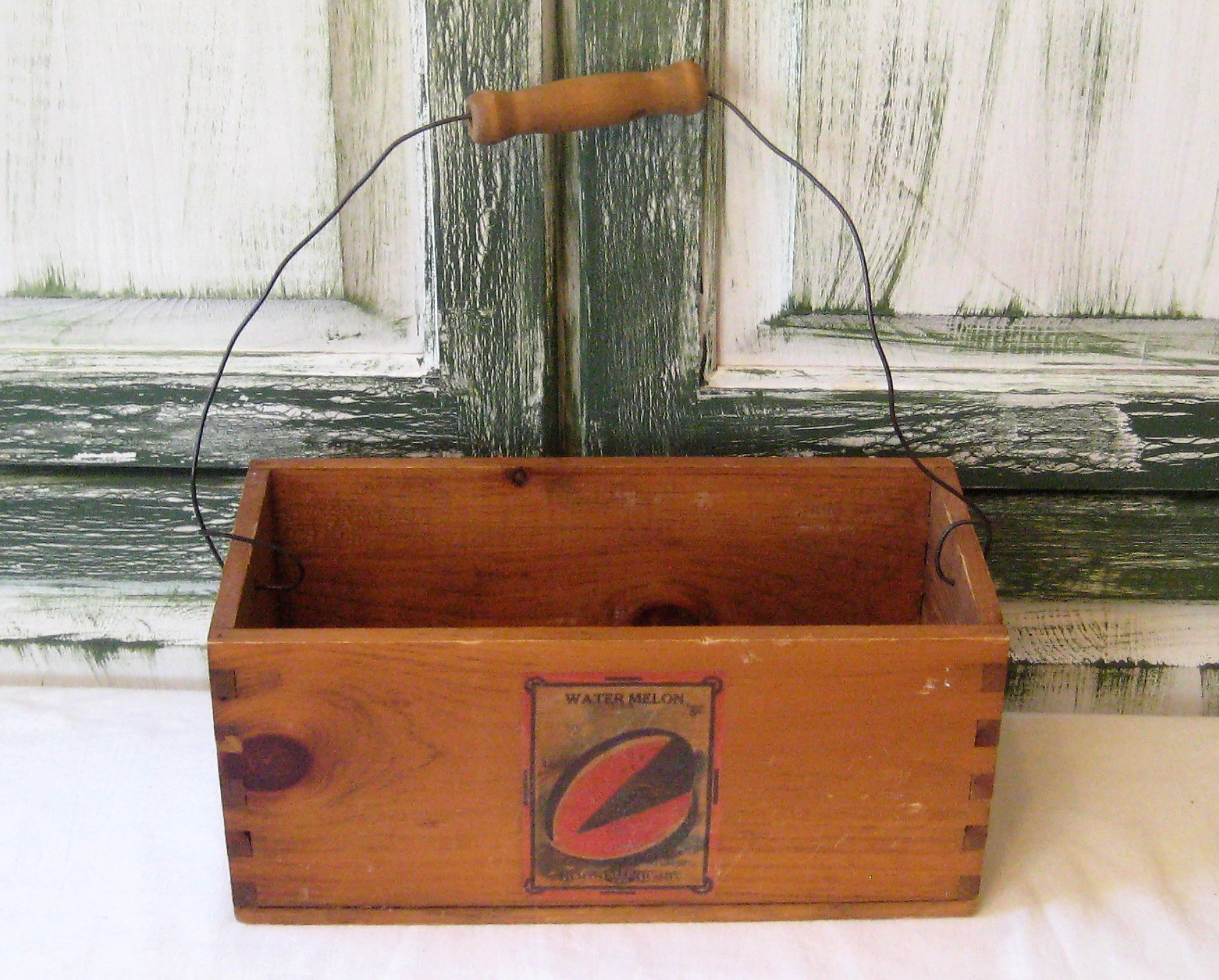 Caja de madera con cierre y tope de cuerda vintage natural 71x32x32cm-La  Decoteca