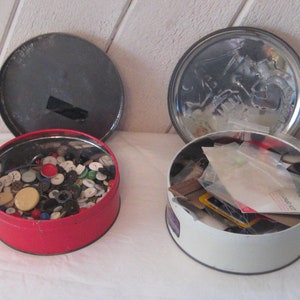 Vintage round tin box filled with buttons, blue Christmas keepsake 1970s, large red rose candy tin 1960s, metal tin box, made in USA