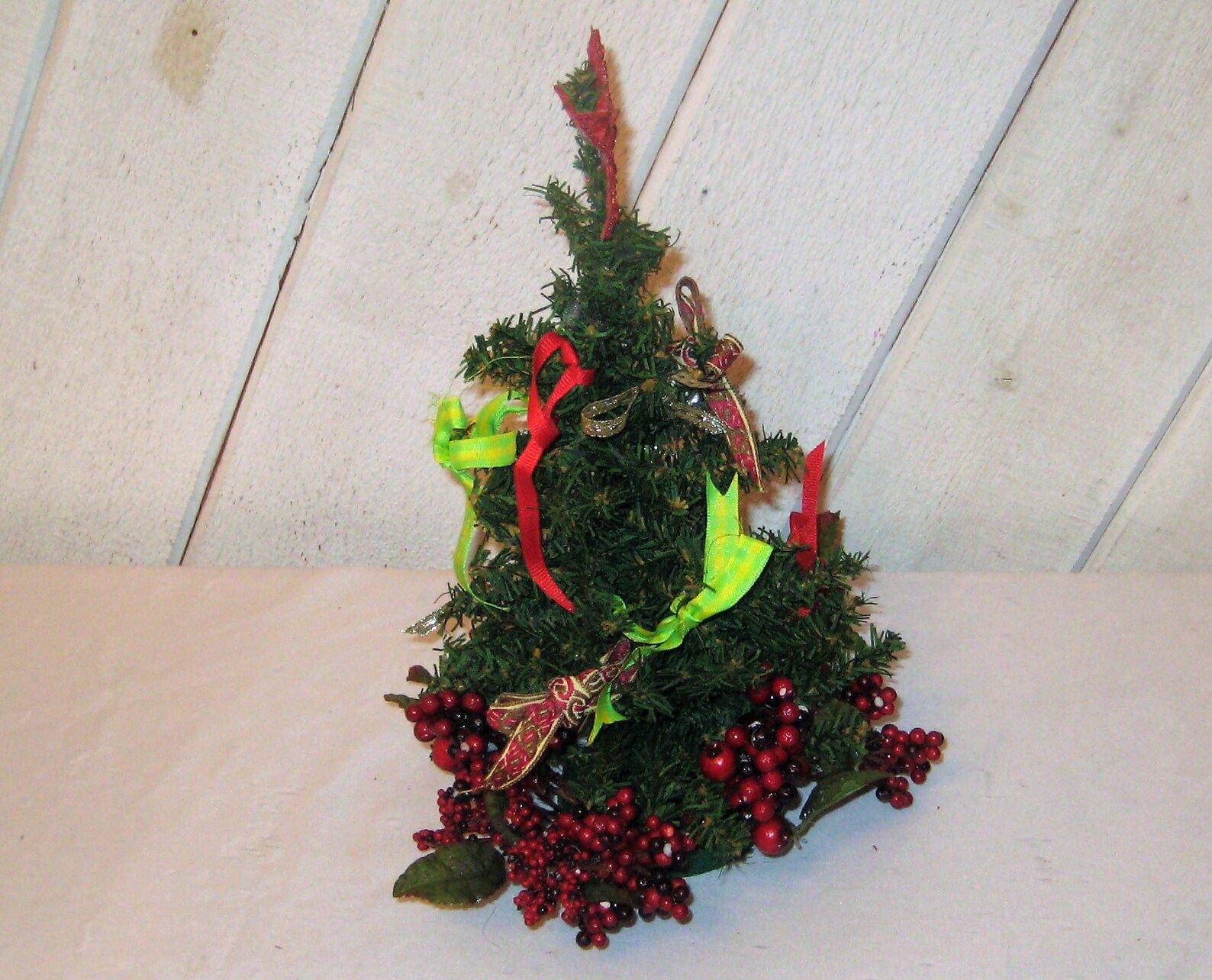 Miniature decorated Christmas tree table top tree red green Etsy
