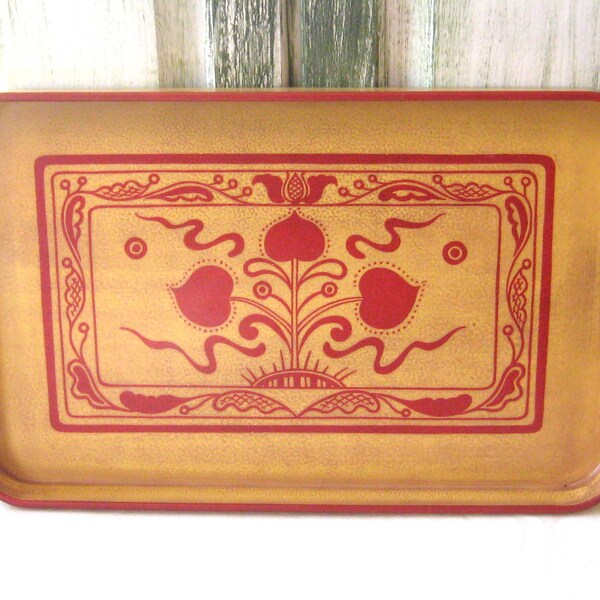 Vintage large rectangle tray, folk art red hearts, beige lacquerware decorative tray, Japan made mid century 50s 60s 70s, drink serving tray