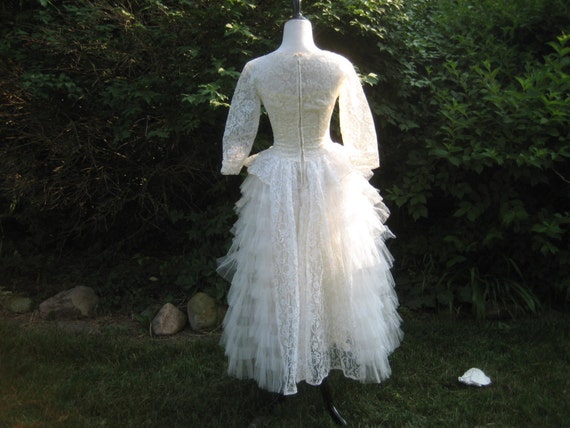 1950s Wedding gown, 50s white ivory wedding dress… - image 4