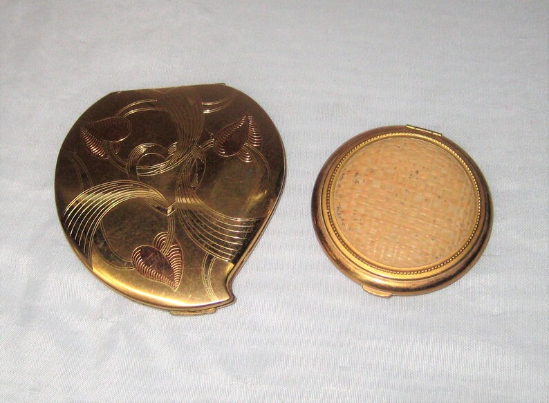 Pair of 40% OFF Cheap Sale Vintage brass powder American sha compacts heart store Elgin