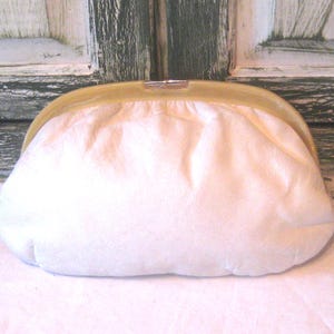 Vintage white leather clutch, Ruth Saltz handbag, 1970s, decorative plastic frame, silver tone clasp, mid century 60s 70s formal evening bag