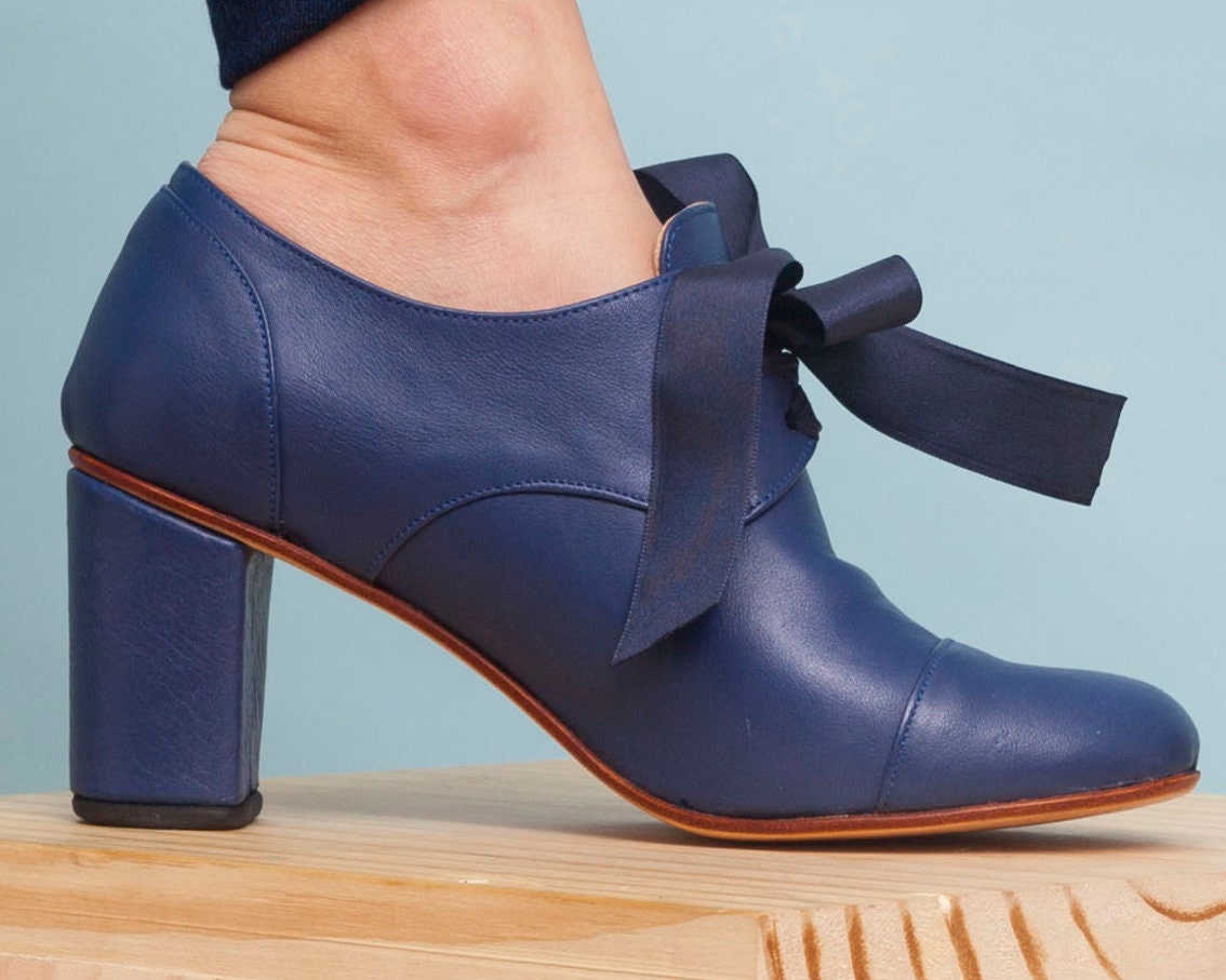 Final Sale. Handmade Leather Blue Lace-Up Shoe, Oxford Block Heel. Has Details on The leather. Oxford Blue