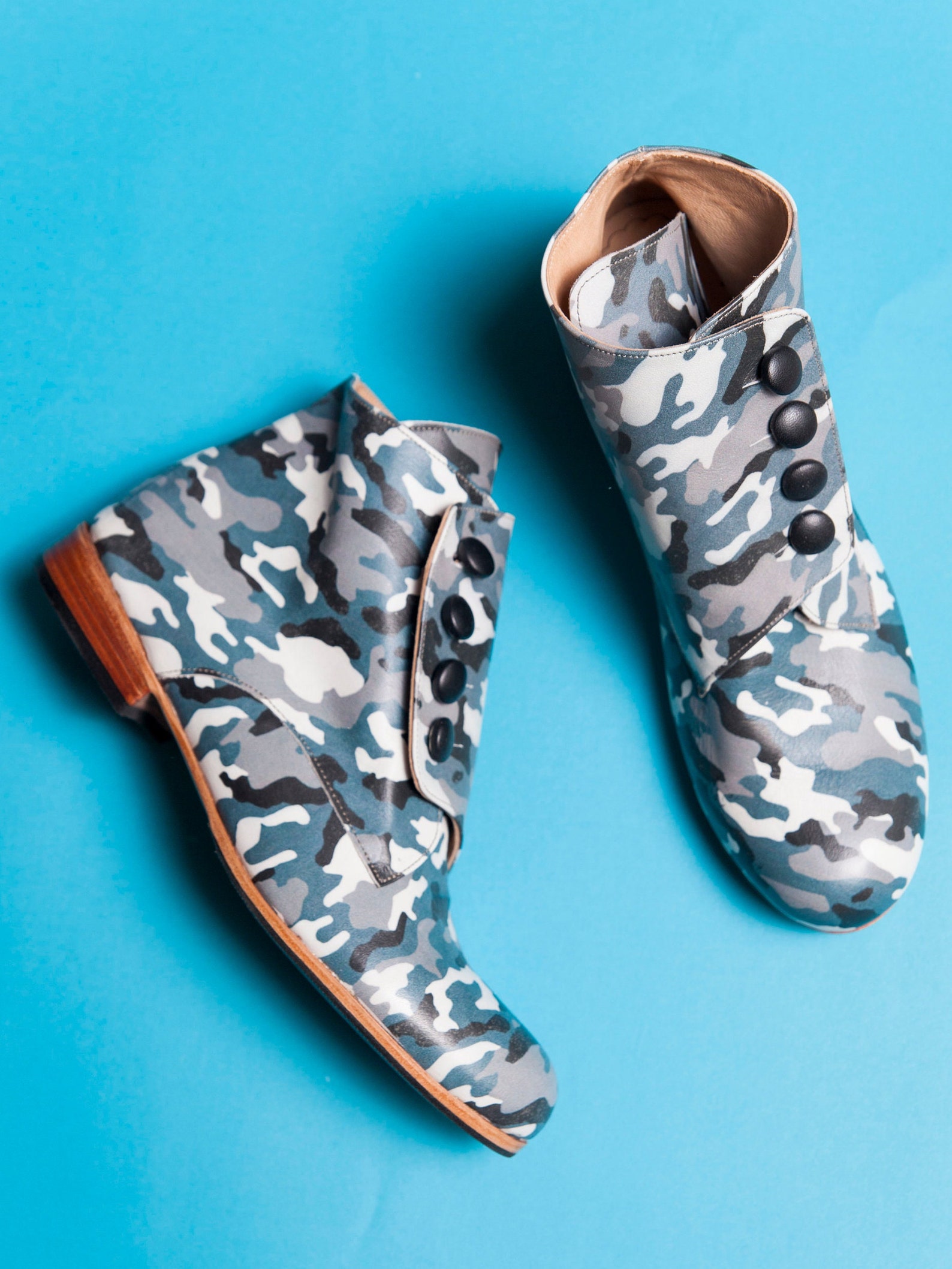Camouflage Women's Leather Boots main image 0