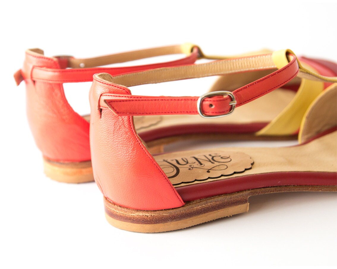 Handgemaakt in Argentinië ch Vickyna Sunny koraal en geel leer - Sandaal in rood Schoenen damesschoenen Sandalen T-strap sandalen 