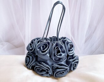 Vintage jaren 00 blauwe satijnen bloem bloemen corsage mini tas