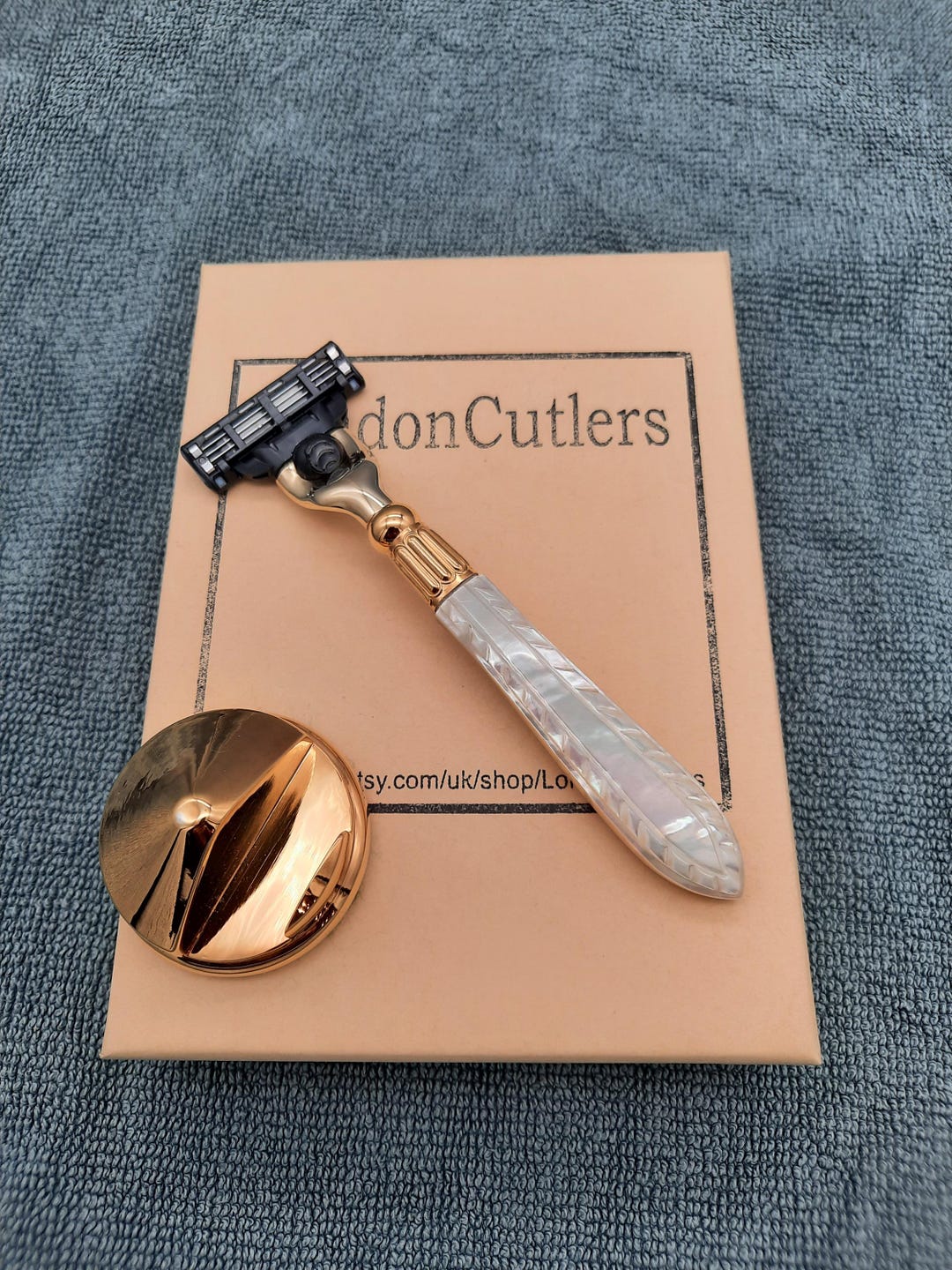 Mach3 Stand Razor Mach 3 Razor, Golden Melon F Antique Mother of Pearl Handle With Gold ...