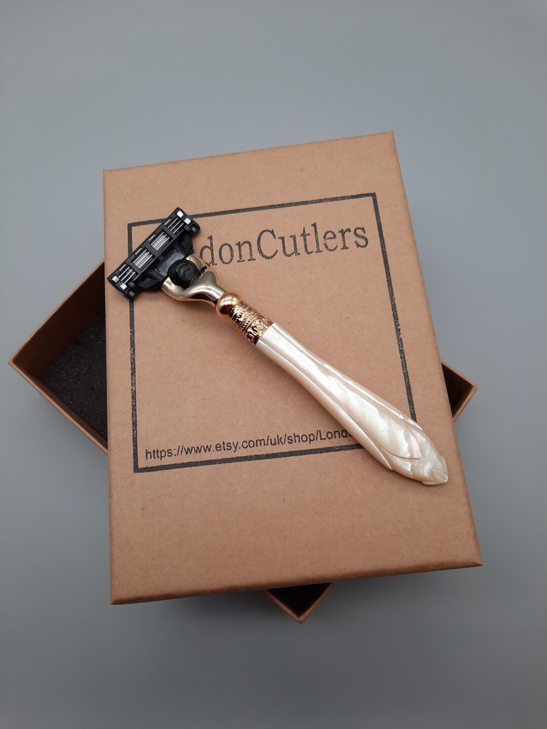 Packmother Razor Mach 3 Razor Carved Mother of Pearl Handle, Recycled Antique Cutlery ...