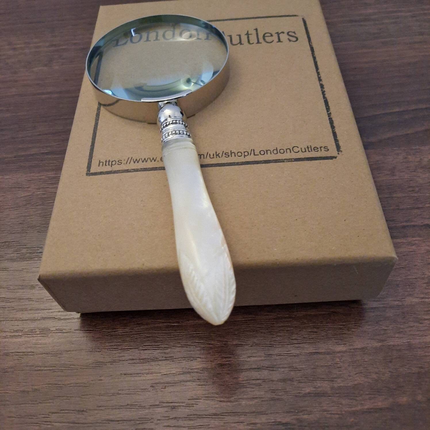 Small Magnifying Glass Chunky Mother of Pearl Handle Vintage Recycled  Antique Cutlery Magnifier With Glass Lens Great Gifts by Londoncutlers 
