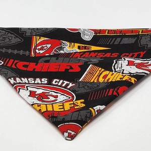 dog bandana/pet bandana/KC bandana/KC scarf/Chiefs bandana/Chiefs scarf/Kansas City Chiefs scarf/Kansas City Chiefs bandana/KC city bandana