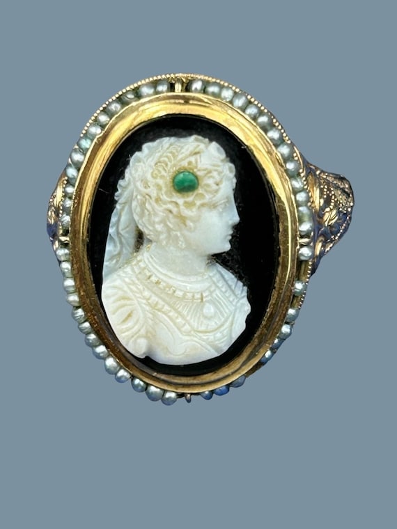 Antique Victorian 14K Hardstone Cameo Ring