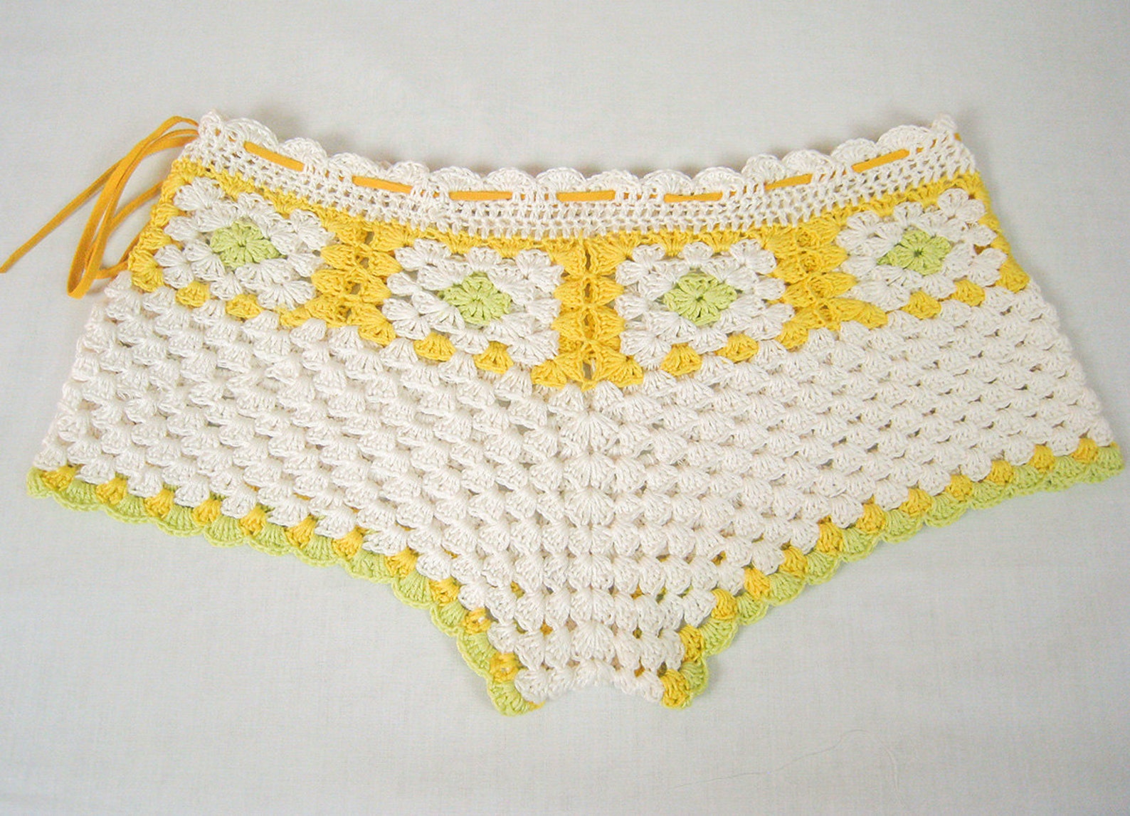 Crochet pattern summer shorts womens beach shorts pattern Etsy Portugal