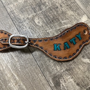 Personalized spur straps
