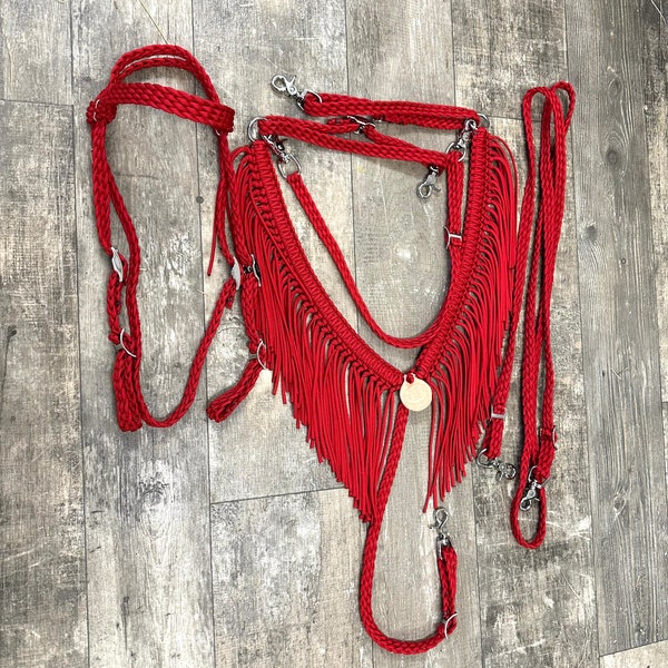 horse tack set....small pony, Cob horse, or horse red tack set