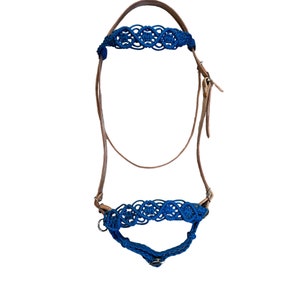 Macrame bitless bridle made from leather and paracord