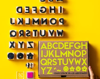 ALPHABET OF STAMPS. Letter stamps to print on paper, textile or wood.