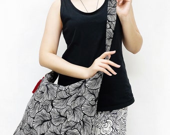 Bolsa Hobo Verada-Thai de Algodão: Transversal Boho Preta com Franjas CBT2