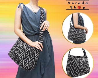Bolsa Hobo Verada-Thai de Algodão: Bolsa Transversal com Estampa de Diamantes Preta SSC1