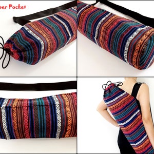 Puede incluir: Una bolsa de yoga colorida con cierre de cord&oacute;n y una correa de hombro ajustable. La bolsa tiene un patr&oacute;n a rayas con dise&ntilde;os geom&eacute;tricos en tonos rojos, naranjas, azules y blancos. La bolsa est&aacute; hecha de tela y tiene un bolsillo con cremallera.