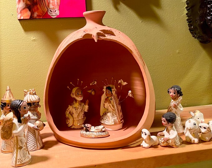Vintage Complète Mexican Nativity Set in Gold and White crèche Not Included Reserved for Elena