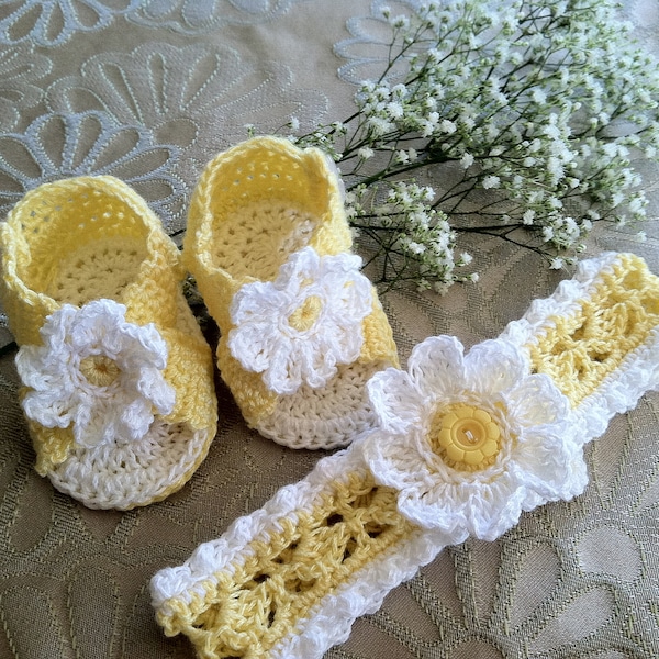 Daisy Booties Sandals and Headband Set for Baby Girl, Crochet Pattern PDF 12-024 INSTANT DOWNLOAD