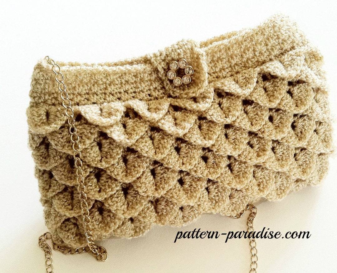 ■LeSportsac■CHAIN CROCHET CLUTCH Chain Crochet Clutch - Beige Crochet – LeSportsac