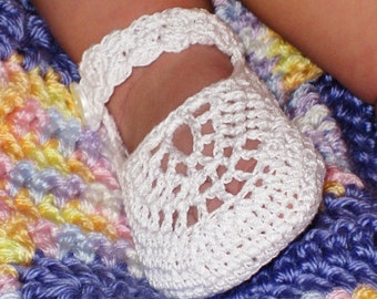 Crochet Pattern Mary Jane Booties for Baby Girl, PDF 12-004 INSTANT DOWNLOAD