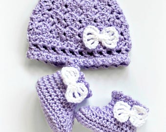 Crochet Pattern, Baby Hat and Booties set, Georgie, PDF 17-322