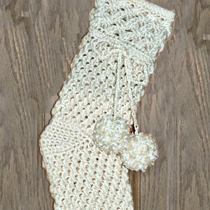 Crochet Pattern for Christmas Stocking, Ivory Snow Aran PDF16-280 image 2