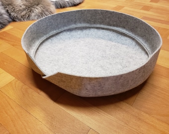 Katzenkorb aus hellgrauem 100% Wollfilz ca. 40cm rund