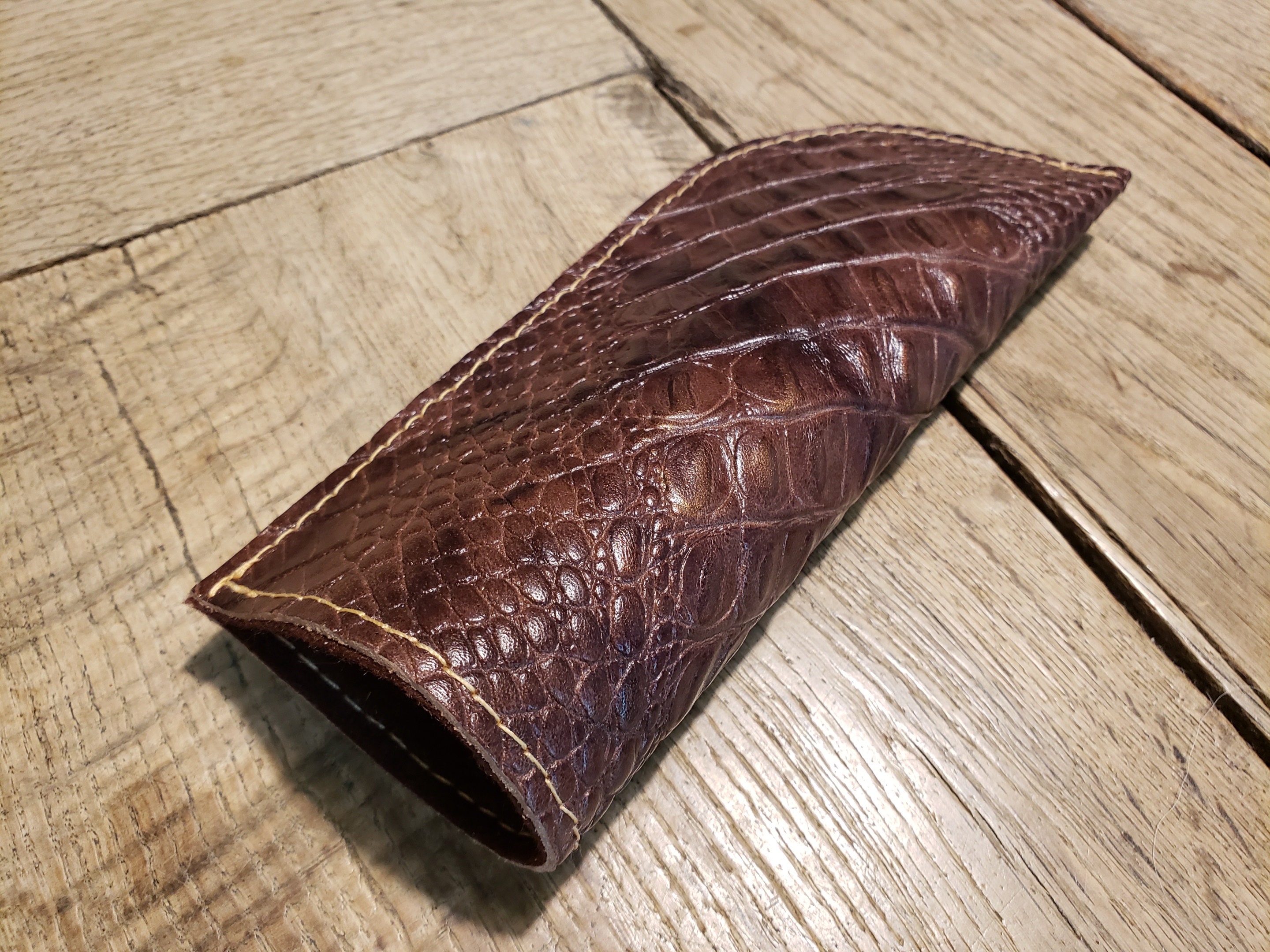 Brown crocodile glasses case - Luxury leathergoods